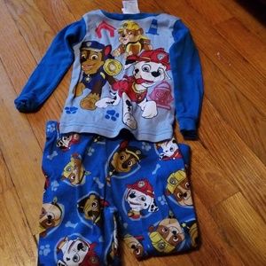 Paw patrol pajamas pants and long sleeve schirt